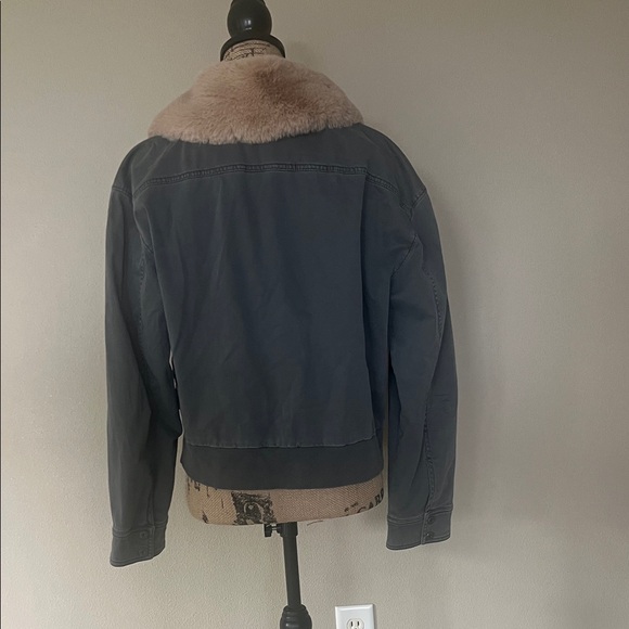 Women's Gray Jacket with Faux Fur Collar - Picture 2 of 5